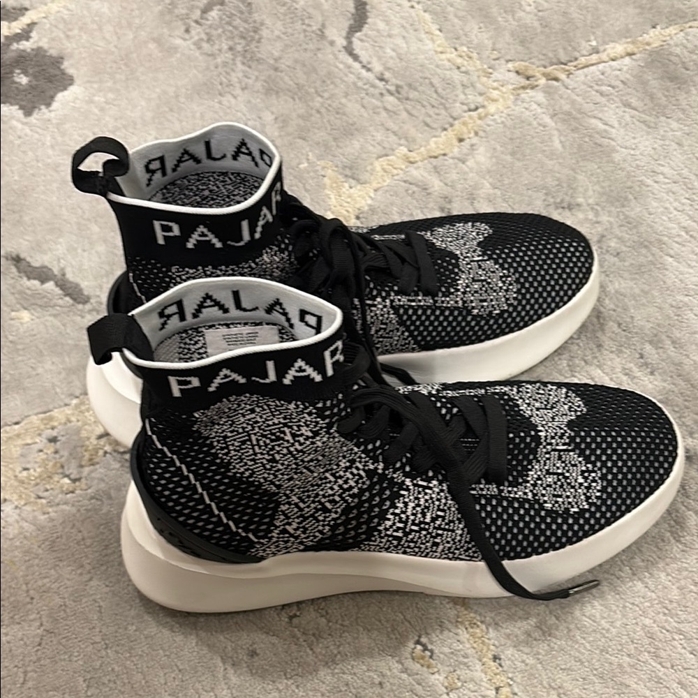 Pajar Black and White Knit Sneakers
Not worn outside.